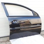 Opel Vectra C Signum priekšējās labās durvis melnas 93186030 02-08 20R 2HU Z20R