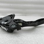 Nissan Qashqai oriģinālais gāzes pedālis 180024BG0B