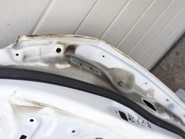 BMW X5 F15 priekšējās kreisās durvis A96 Mineralweiss balta 41517386737