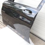 Mercedes C-Class W205 sedans priekšējās kreisās durvis 197 melna