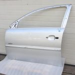 Opel Vectra C Signum priekšējās kreisās durvis sudraba 93171439 93186031 93175809 13216020