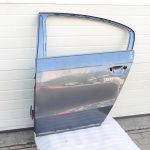 VW Passat B7 sedans aizmugurējās kreisās durvis K7X 3AE833055 10-14
