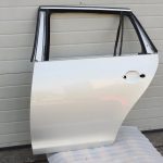 VW Golf 6 universālis aizmugurējās kreisās durvis R7L 1K9833055 1K9833055B 09-13