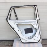 VW Golf 6 universālis aizmugurējās kreisās durvis R7L 1K9833055 1K9833055B 09-13