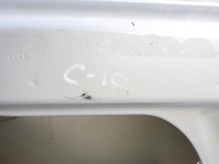 Opel Vectra C hečbeks aizmugurējās kreisās durvis 157 93175839 13140147 02-08