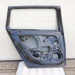 Opel Vectra C universālis aizmugurējās kreisās durvis melnas 93177999