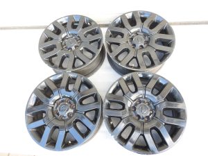 4x oriģināli Nissan Navara D40 Pathfinder R51 vieglmetāla diski R18 7J ET30 403005X60A