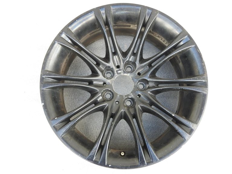 1x oriģināls BMW E60 E61 Styling 135 alumīnija disks 8Jx18 ET20 8036570