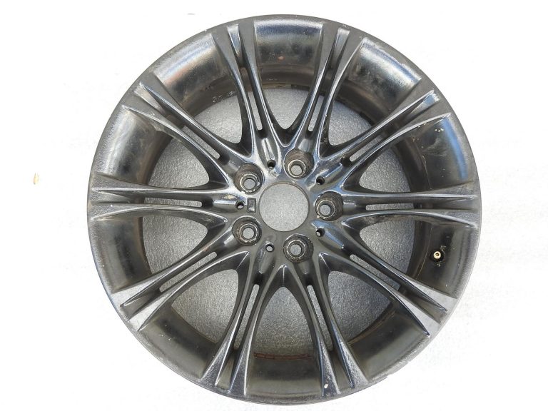 1x oriģināls BMW E60 E61 Styling 135 alumīnija disks 8Jx18 ET20 8036570