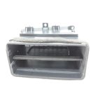 Nissan Navara II D40 centrālā konsole, gaisa padeves sprausla labajā pusē pa vidu 687505X00A