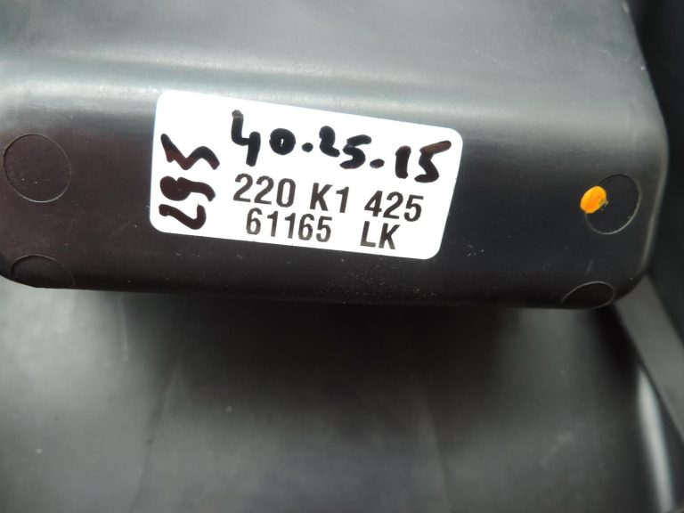 OE Toyota Corolla E21 aizmugurējā centrālās konsoles apvalks 5890302130