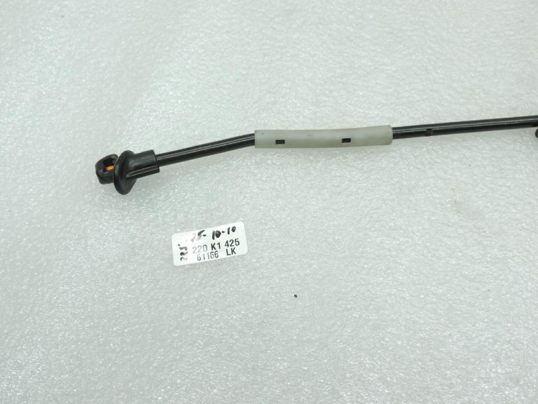 OE Toyota Corolla E21 motora pārsega atbalsta stieņa turētājs 5344002280