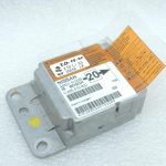 „Nissan Navara II D40“ gaisa spilvenu vadības bloks 988205X20B