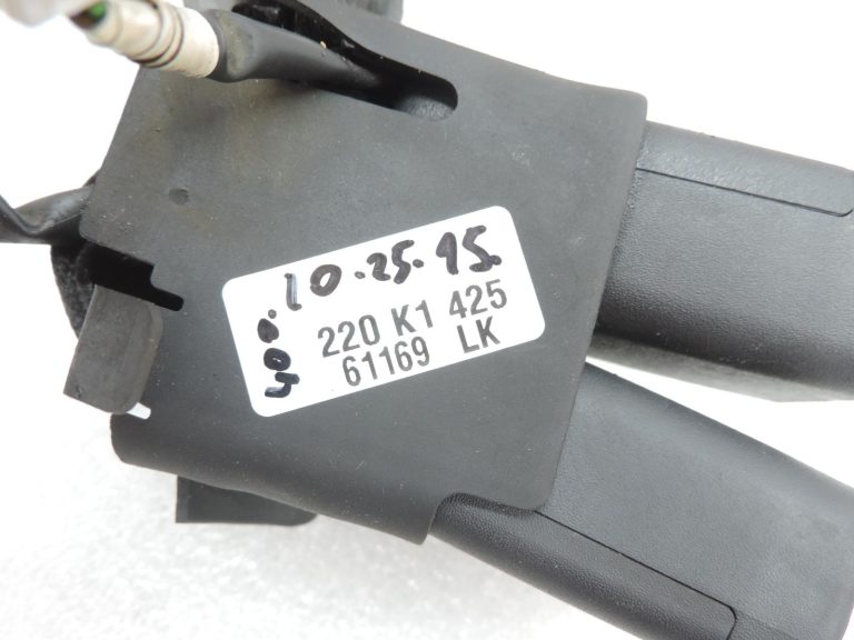 OE Toyota Corolla E21 drošības jostas sprādze aizmugurē pa kreisi 7348002620
