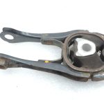 OE Toyota Corolla E21 1,2i 8NRFTS dzinēja stiprinājums apakšā 1236347101