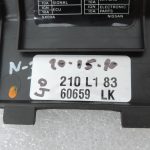 „Nissan Navara II D40“ drošinātāju kārbas vāciņš 68964EB301