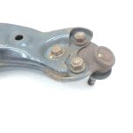 OE Toyota Corolla E21 priekšējais kreisais šķērssviras kronšteins 4806902330