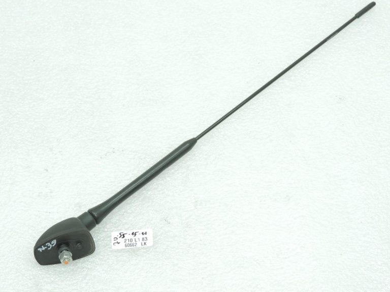Nissan Navara II D40 antenas pamatne jumta antenai 28216EB300