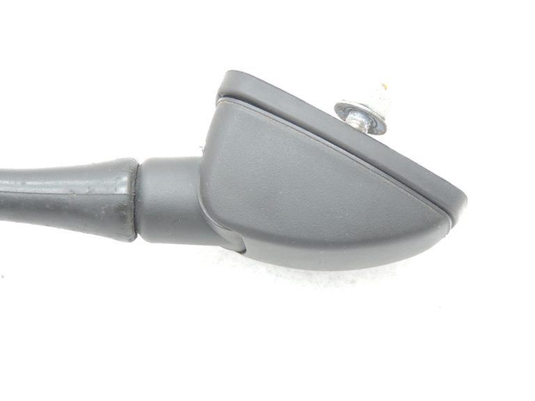 Nissan Navara II D40 antenas pamatne jumta antenai 28216EB300