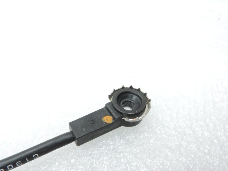 Nissan Navara II D40 jumta antena, antenas vadu komplekts 28243EB41A