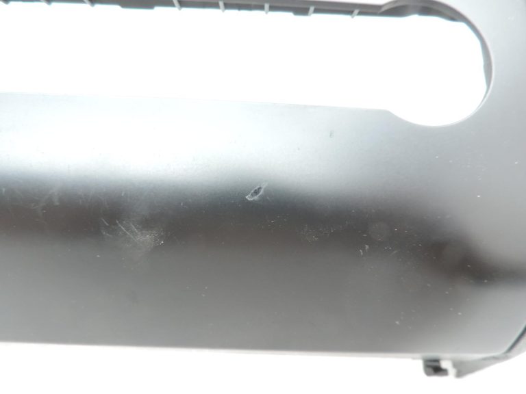 Nissan Navara II D40 centrālās konsoles pārsega apdare – BOJĀTA 682605X01B