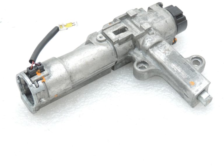 OEM Nissan Navara II D40 stūres bloķētājs D87004X025