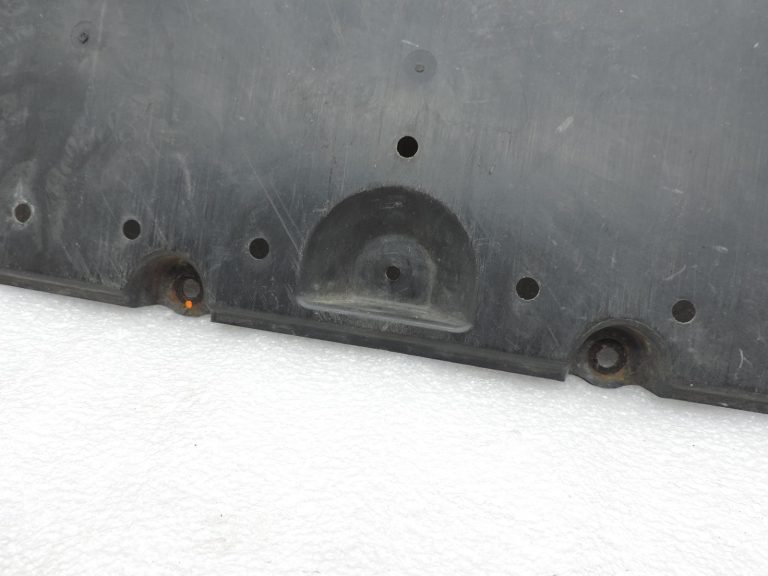 OE Toyota Corolla E21 priekšējā apakšdaļas aizsardzība 5145102170