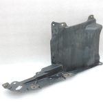 OE Toyota Corolla E21 priekšējā labās puses apakšdaļas aizsardzība 5144302150