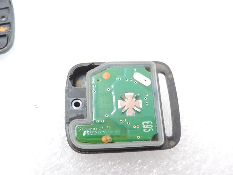 Oriģināla Nissan Navara II D40 433 MHz tālvadības pults atslēga 28268AX61A