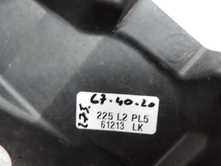 OE Toyota Corolla E21 priekšējā labās puses apakšdaļas aizsardzība 5144302150