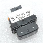 OEM Nissan Navara II D40 ZV slēdzis centrālajai atslēgšanai 252105X00A