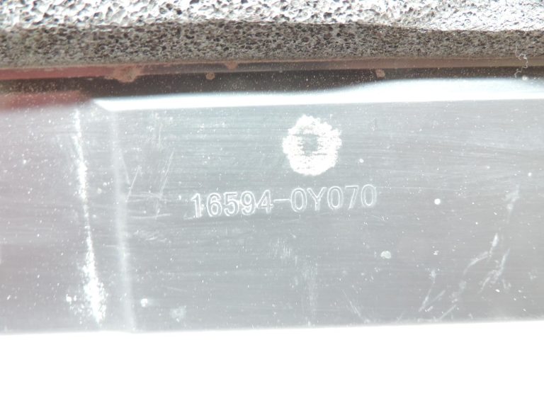OE Toyota Corolla E21 1,2i 8NRFTS radiatora apdare (augšējā daļa) 165940Y070