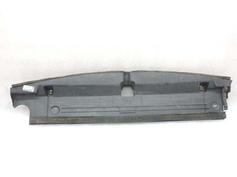 OE Toyota Corolla E21 1,2i 8NRFTS radiatora apakšējā apdare 165920T110