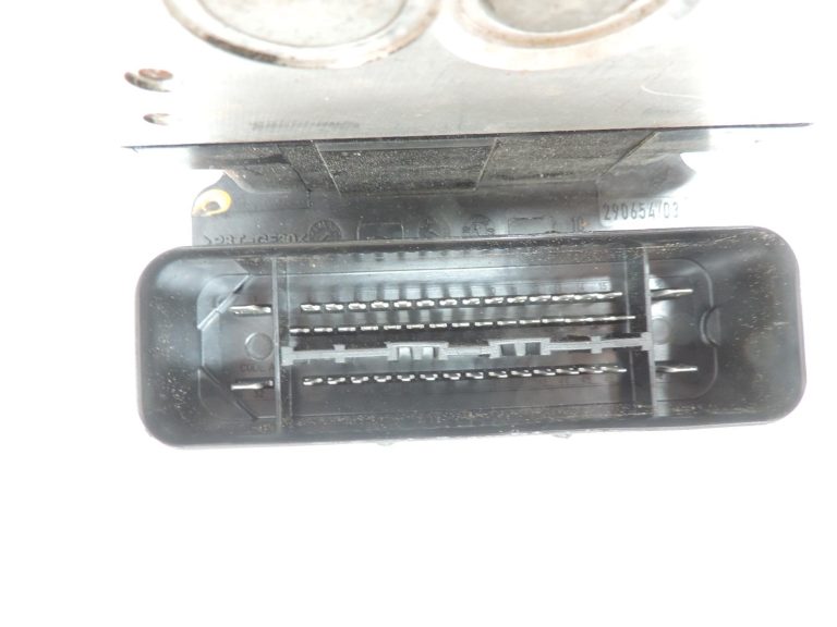 OE Nissan Navara II D40 ABS hidrauliskā bloka vadības bloks 47660-5X21A