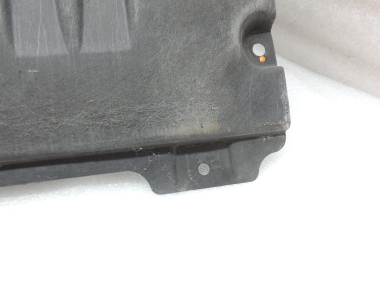 OE Toyota Corolla E21 priekšējā apakšdaļas aizsardzība 5141002320
