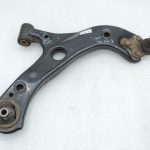 OE Toyota Corolla E21 priekšējais labais šķērssviras kronšteins 4806802330