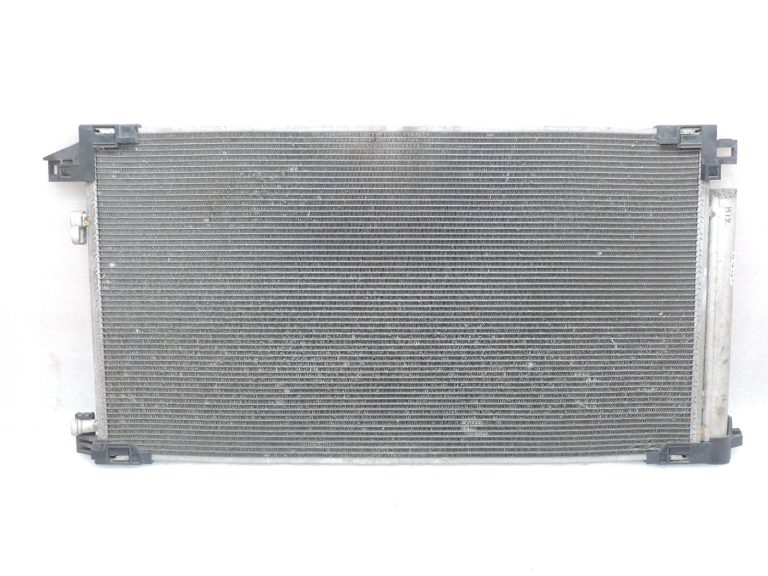 OE Toyota Corolla E21 1,2i 8NRFTS kondensators gaisa kondicionēšanas sistēmai 884A002030