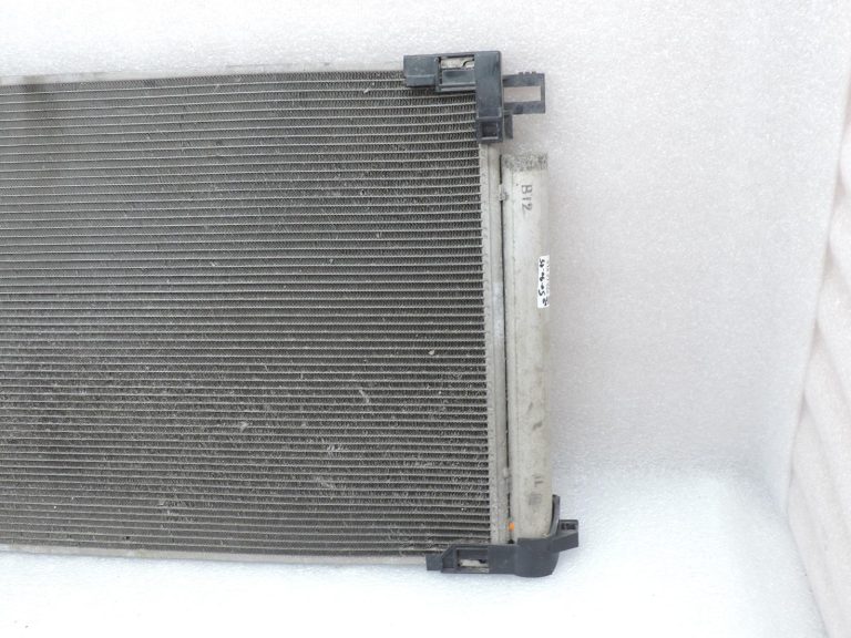 OE Toyota Corolla E21 1,2i 8NRFTS kondensators gaisa kondicionēšanas sistēmai 884A002030