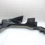 OE Toyota Corolla E21 aizmugurējā labā puses apakšdaļas aizsardzība 5762702160