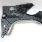 OE Toyota Corolla E21 aizmugurējā labā puses apakšdaļas aizsardzība 5762702160