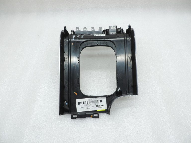 OE Nissan Navara II D40 viduskonsoļa apdare, pārsegs 969415X10A