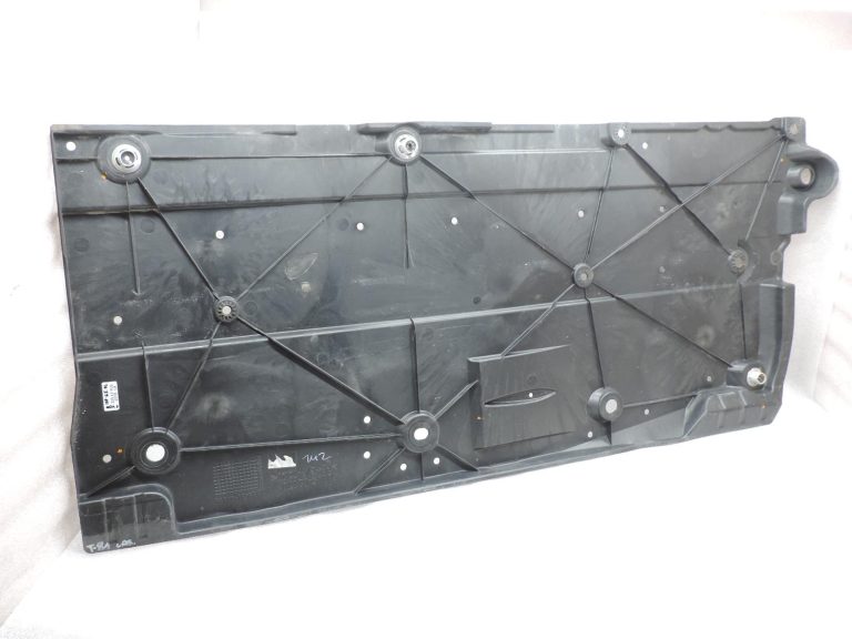 OE Toyota Corolla E21 apakšdaļas aizsardzība, labā puse, 5816502170