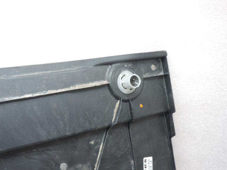 OE Toyota Corolla E21 apakšdaļas aizsardzība, kreisā puse, 5816602150