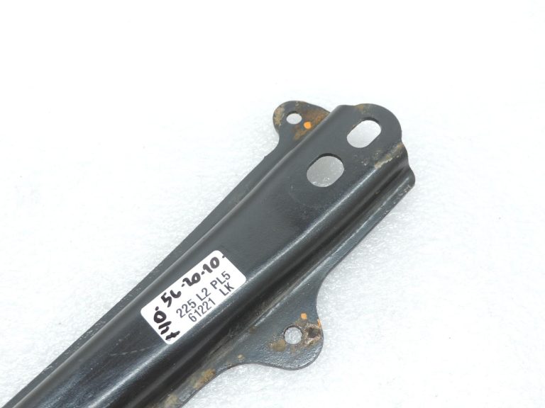 OE Toyota Corolla E21 priekšējās ass balsta pastiprinājums, labais 5110702110