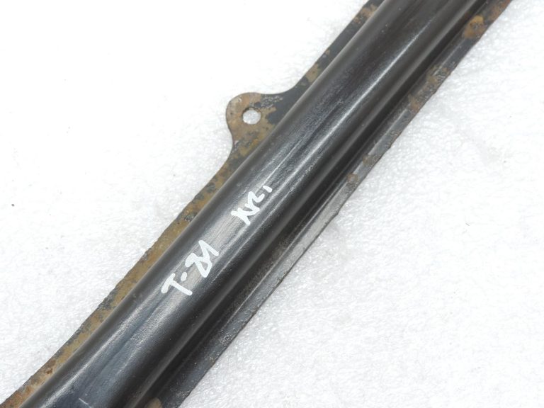 OE Toyota Corolla E21 priekšējās ass balsta pastiprinājums, kreisais 5110802110