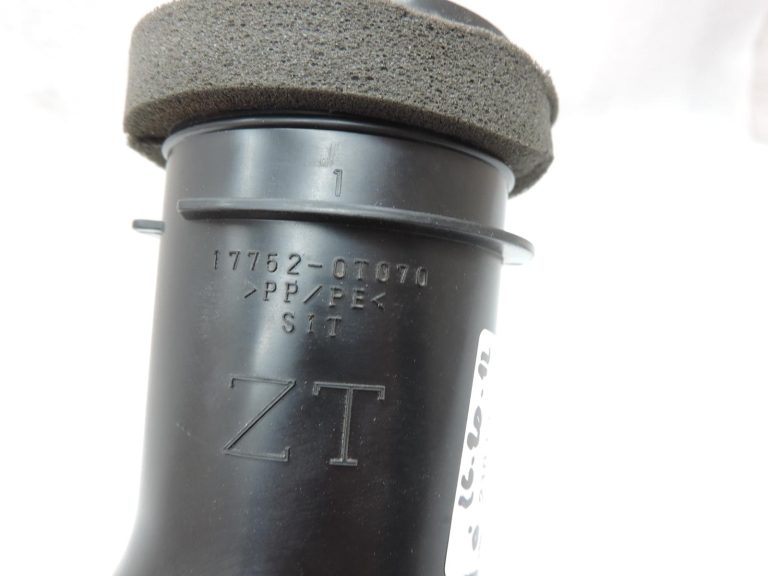 Toyota Corolla E21 1,2i 8NRFTS gaisa filtra kārba, ieplūdes caurule, ieplūdes gaisa kanāls