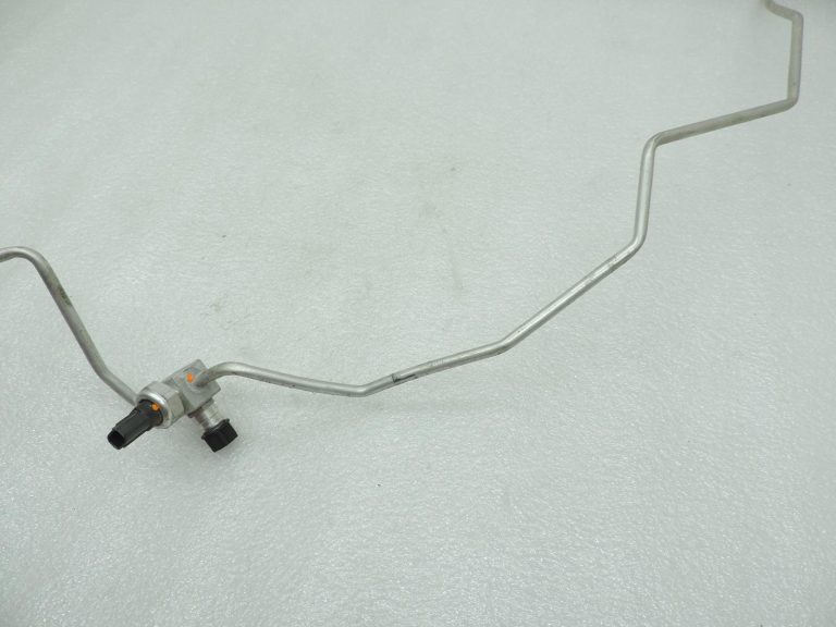 OE Toyota Corolla E21 1,2i 8NRFTS gaisa kondicionēšanas šļūtene 8871002D40