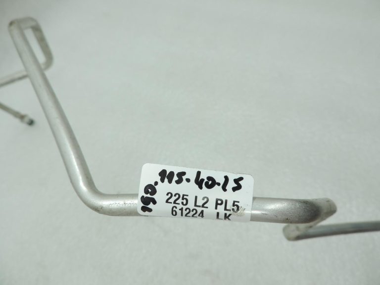 OE Toyota Corolla E21 1,2i 8NRFTS gaisa kondicionēšanas šļūtene 8871002D40