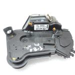 OE Toyota Corolla E21 priekšējā kreisā durvju slēdzene 6904002491