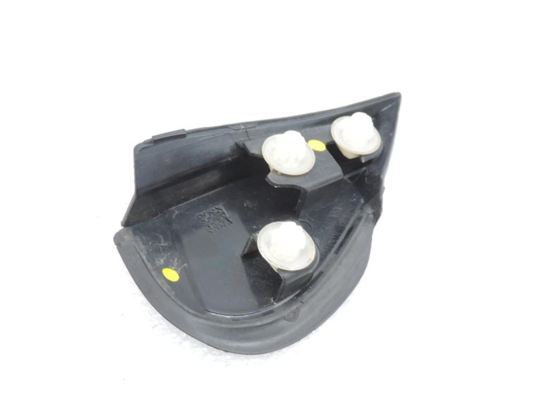 Oe Toyota Yaris IV XP210 A-staba ārējais apvalks, kreisais 60118K0010